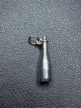 RETIRED Vintage James Avery Sterling Silver 3D Wine Champagne Bottle Charm 925